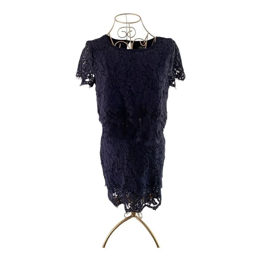 Lulus Turn Back Time Lace Two-Piece Crop Top Mini Skirt Set Small Navy